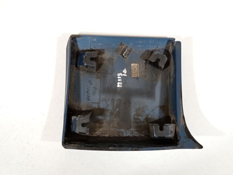 Recambio de moldura para opel vivaro b kasten/combi combi l1 2.7t referencia OEM IAM 9386790 768196228R 798194839R