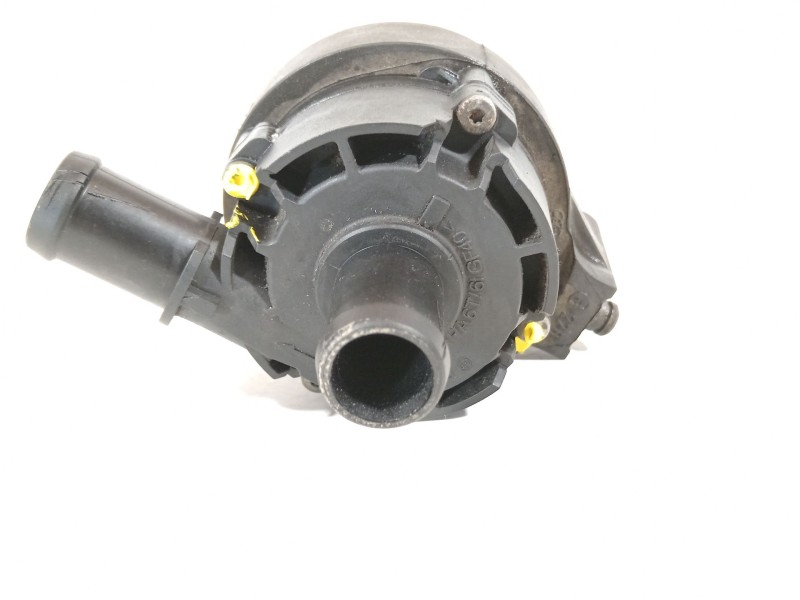Recambio de bomba agua para opel vivaro b kasten/combi combi l1 2.7t referencia OEM IAM 925164GA0A  
