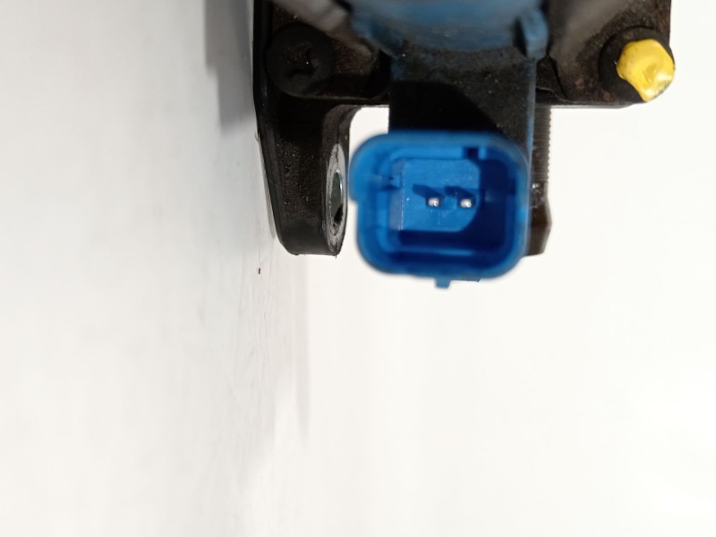 Recambio de bomba agua para opel vivaro b kasten/combi combi l1 2.7t referencia OEM IAM 8200414156  