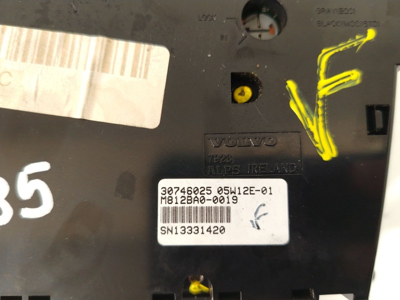 Recambio de mando climatizador para volvo xc90 i (275) d5 awd referencia OEM IAM 30746025 13331420 