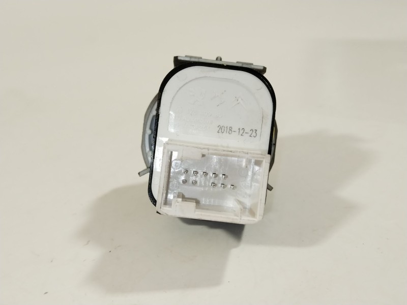 Recambio de mando retrovisor para citroën c3 iii (sx) 1.2 thp 110 referencia OEM IAM 9817840980  