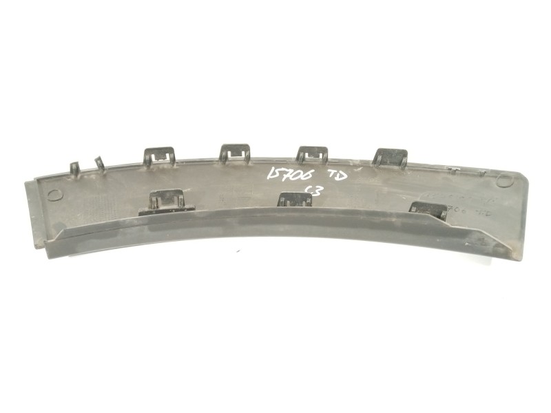 Recambio de aletin trasero derecho para citroën c3 iii (sx) 1.2 thp 110 referencia OEM IAM 9813346677  