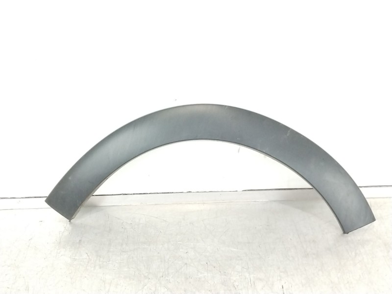 Recambio de aletin delantero derecho para citroën c3 iii (sx) 1.2 thp 110 referencia OEM IAM 9812088580  