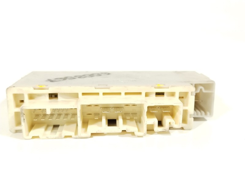 Recambio de caja reles / fusibles para toyota auris (_e15_) 1.8 hybrid (zwe150_) referencia OEM IAM 8264112280 72818715 