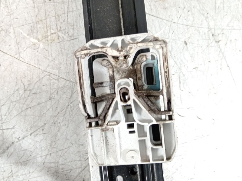 Recambio de elevalunas delantero izquierdo para seat leon sc (5f5) style referencia OEM IAM 5F3837461D 5Q0959801B 0130822717