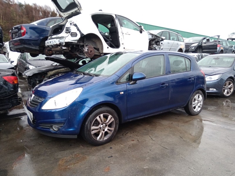 opel corsa d (s07) del año 2009