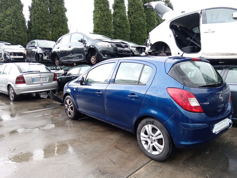 opel corsa d (s07) del año 2009