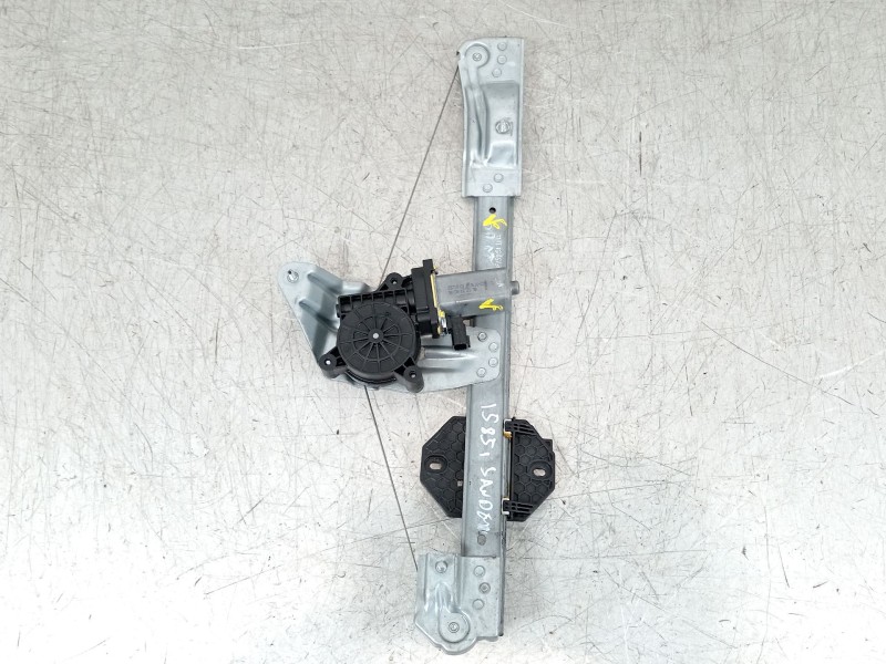 Recambio de elevalunas delantero derecho para dacia sandero ii (b8_) tce 90 (b8m1, b8ma) referencia OEM IAM 807209299R  