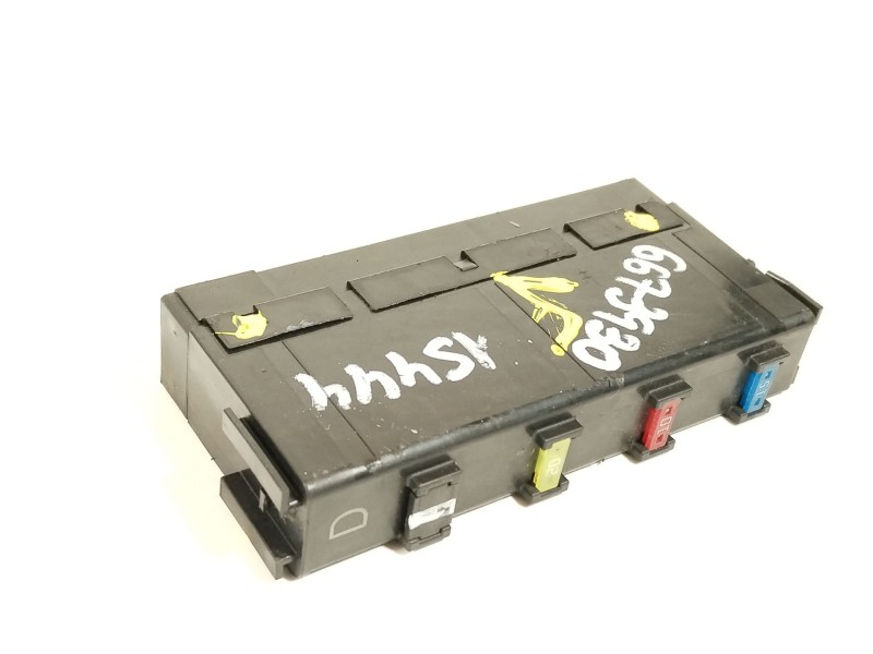 Recambio de caja reles / fusibles para toyota auris (_e15_) 1.8 hybrid (zwe150_) referencia OEM IAM 8264171010 72818503 