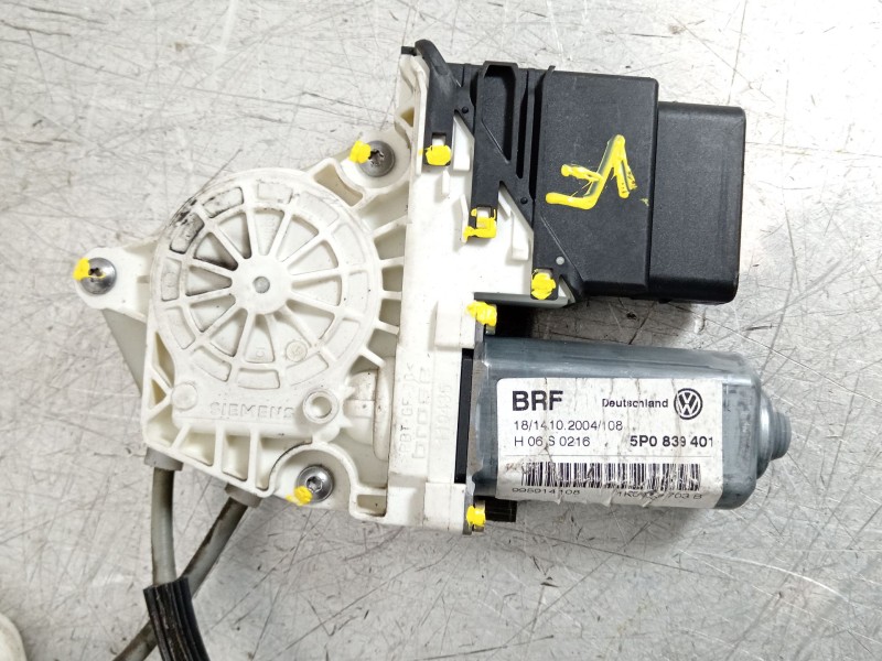 Recambio de elevalunas trasero izquierdo para seat altea (5p1) 1.9 tdi referencia OEM IAM 5P0839461A 5P0839401 