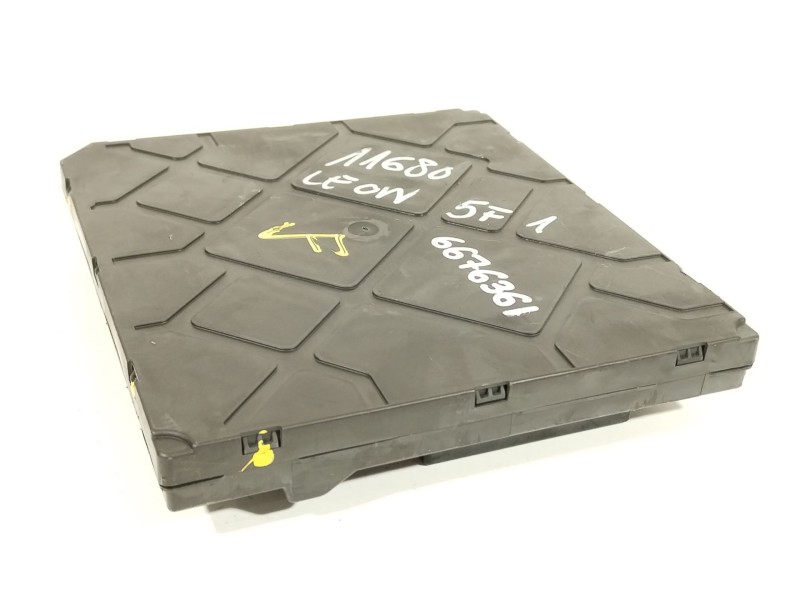 Recambio de modulo electronico para seat leon (5f1) i-tech referencia OEM IAM 5Q0937084AC 5WK50791E 