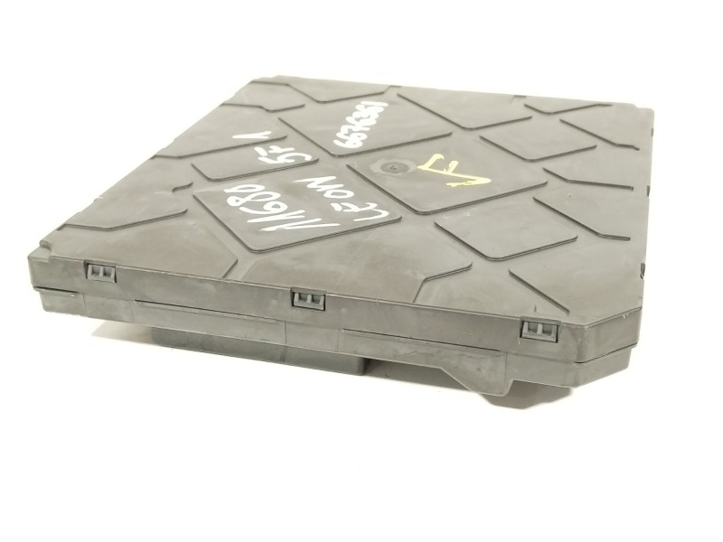 Recambio de modulo electronico para seat leon (5f1) i-tech referencia OEM IAM 5Q0937084AC 5WK50791E 