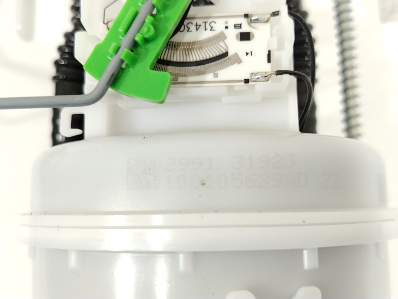 Recambio de bomba combustible para opel corsa f (p2jo) 1.2 (68) referencia OEM IAM 9851127180  