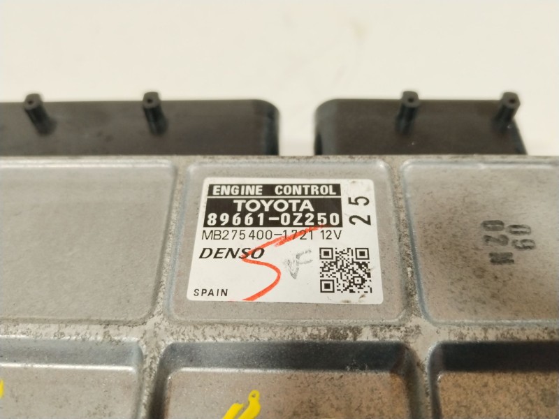 Recambio de centralita motor uce para toyota auris (_e15_) 1.8 hybrid (zwe150_) referencia OEM IAM 896610Z250 2754001721 