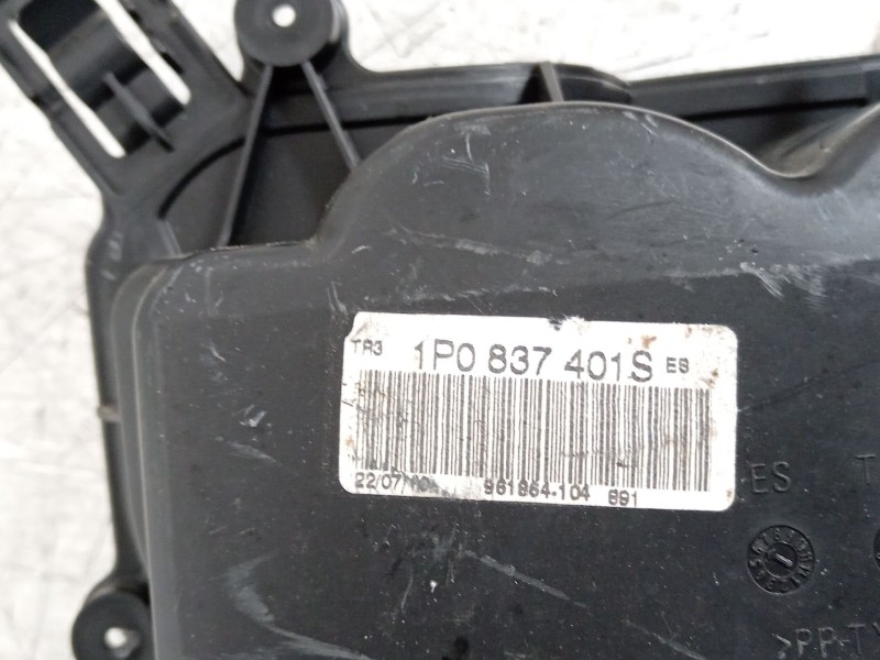 Recambio de elevalunas delantero izquierdo para seat leon (1p1) 1.6 tdi referencia OEM IAM 1P0837401S 1T0959701AG 1P0837401N