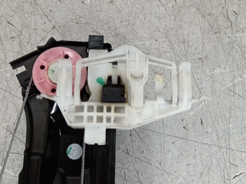 Recambio de elevalunas delantero izquierdo para ford ka (ru8) 1.2 referencia OEM IAM 51974460 25433014 