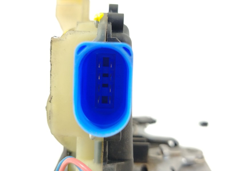 Recambio de cerradura puerta delantera izquierda para seat ibiza iii (6l1) 1.4 16v referencia OEM IAM 3B1837015AQ  