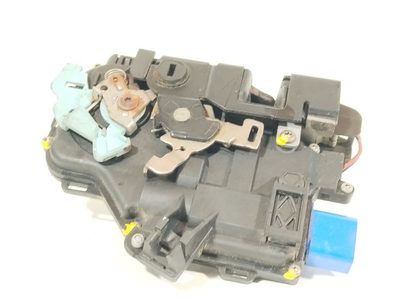 Recambio de cerradura puerta trasera derecha para volkswagen touareg (7la) tdi r5 referencia OEM IAM 7L0839016  