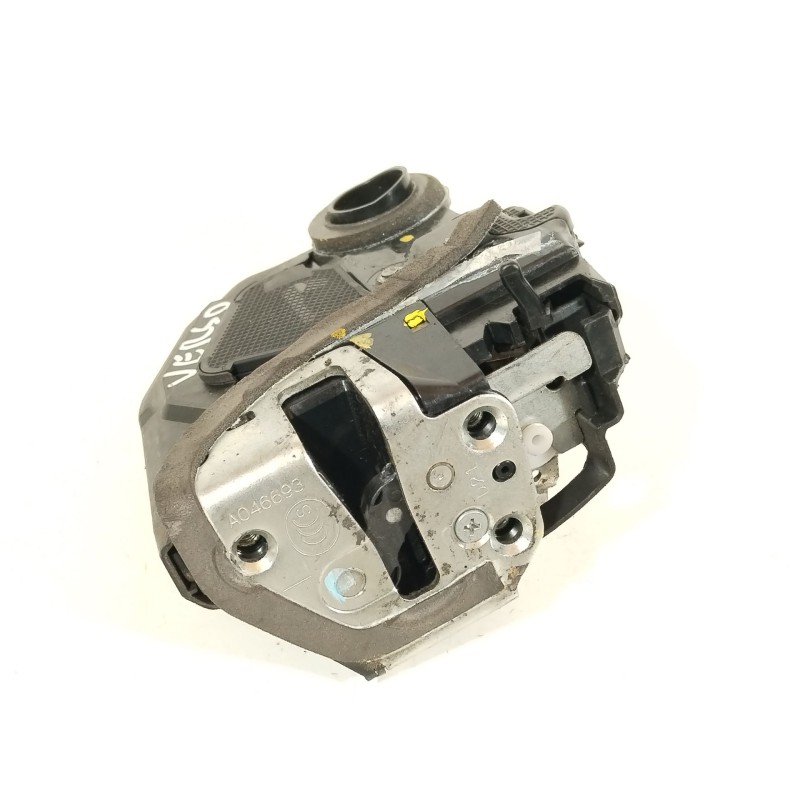 Recambio de cerradura puerta trasera izquierda para toyota verso (_r2_) 2.0 d-4d (aur20_) referencia OEM IAM 690600F031  