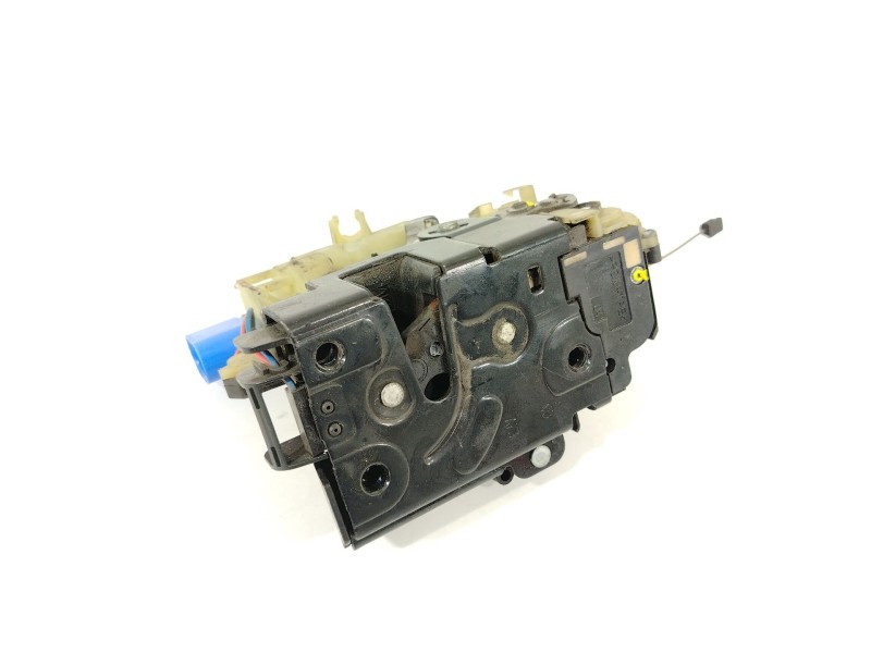 Recambio de cerradura puerta delantera derecha para seat ibiza iii (6l1) 1.4 16v referencia OEM IAM 3B1837016CC  