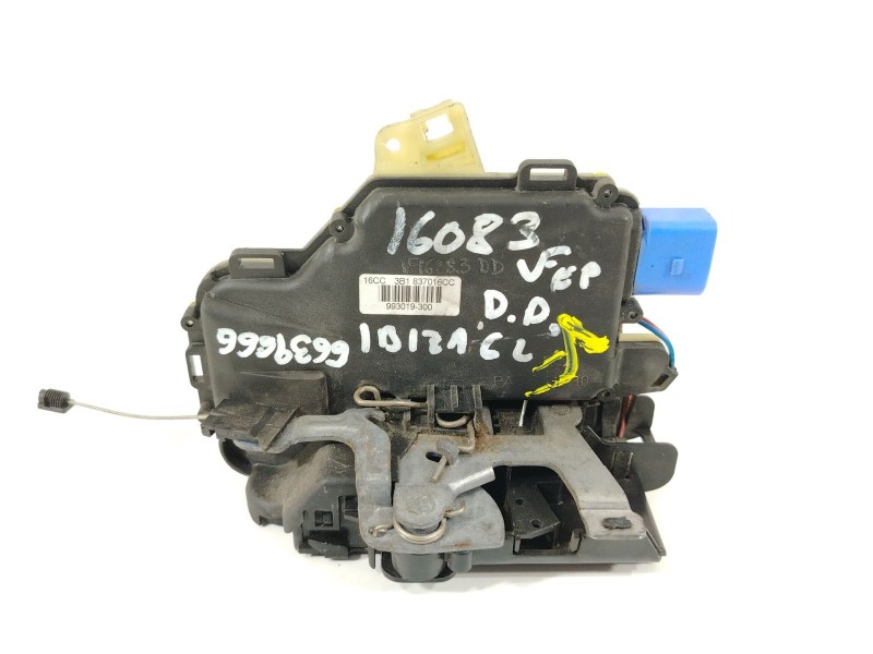 Recambio de cerradura puerta delantera derecha para seat ibiza iii (6l1) 1.4 16v referencia OEM IAM 3B1837016CC  