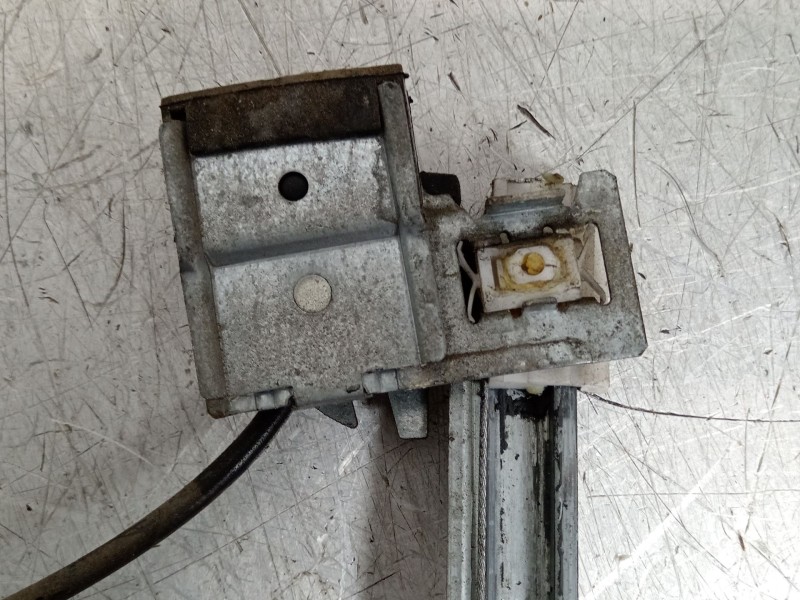 Recambio de elevalunas delantero izquierdo para seat ibiza ii (6k1) 1.9 d referencia OEM IAM 6K3837401H  