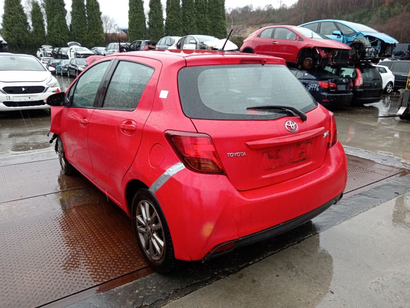 toyota yaris (_p13_) del año 2017