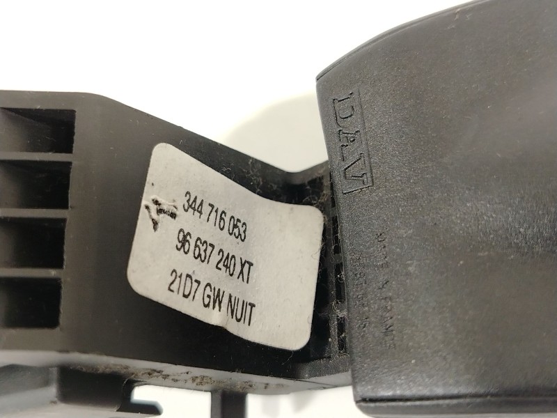 Recambio de mando multifuncion para peugeot 207/207+ (wa_, wc_) 1.4 hdi referencia OEM IAM 96637240XT 344716053 