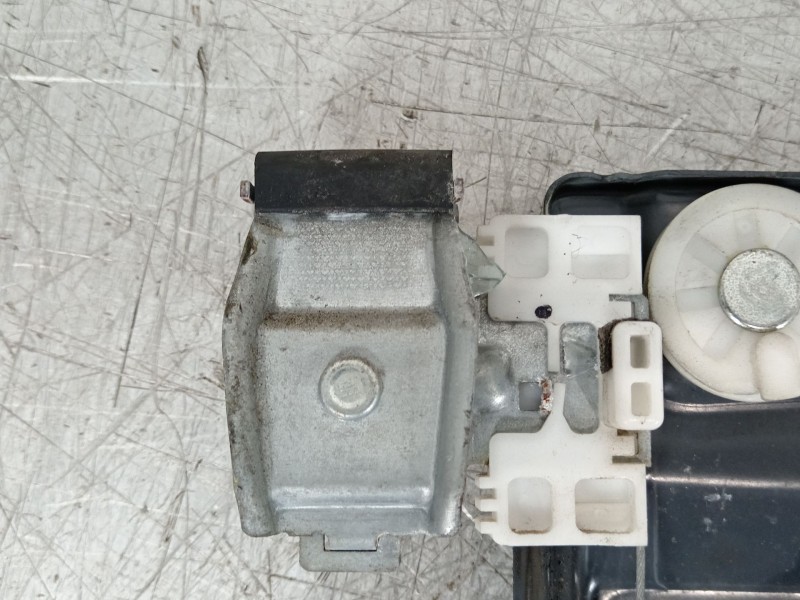 Recambio de elevalunas delantero derecho para ssangyong kyron 200 xdi limited referencia OEM IAM 7232109001  