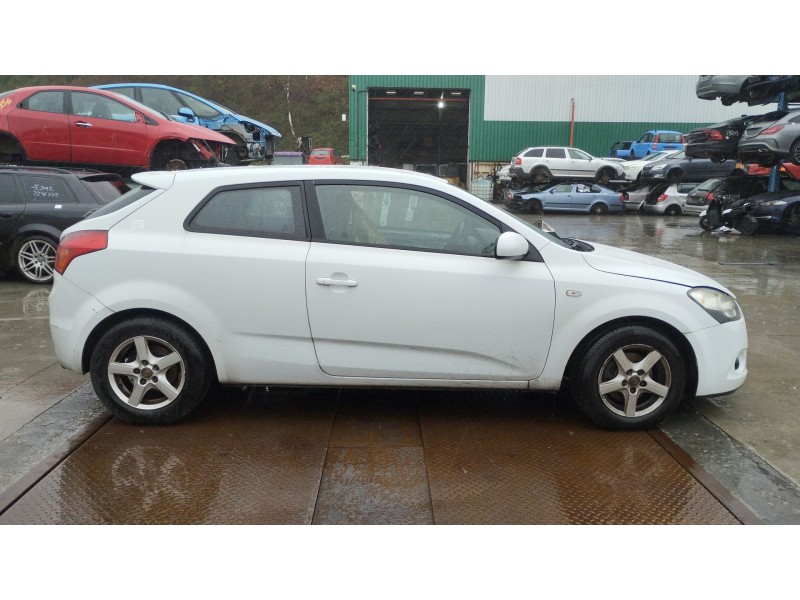 kia cee´d hatchback (ed) del año 2010