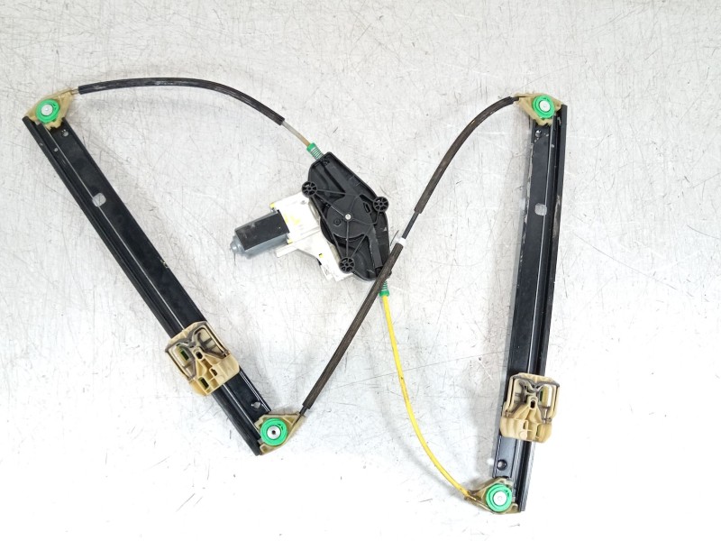 Recambio de elevalunas delantero derecho para audi a4 b8 (8k2) 2.0 tdi referencia OEM IAM 8K0837462A 8K0959802A 