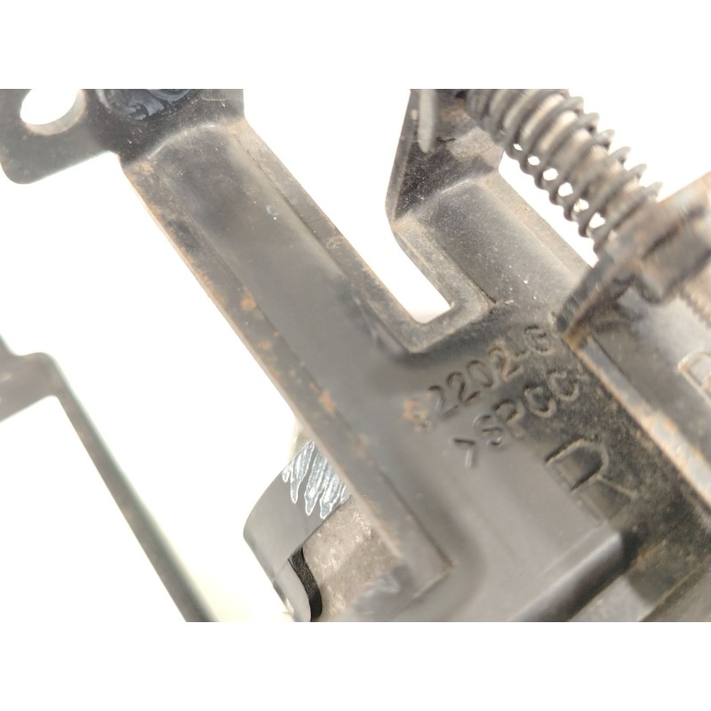 Recambio de faro antiniebla derecho para hyundai i30 (pde, pd, pden) 1.0 t-gdi referencia OEM IAM 92202G4100  