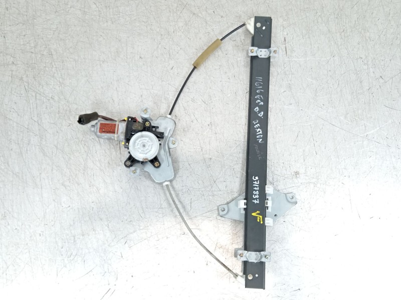 Recambio de elevalunas delantero derecho para ssangyong rexton 2.9 td gls referencia OEM IAM 8810008011  