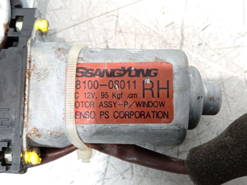 Recambio de elevalunas delantero derecho para ssangyong rexton 2.9 td gls referencia OEM IAM 8810008011  