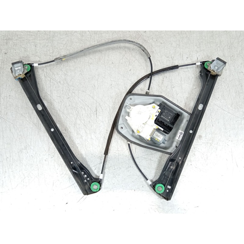 Recambio de elevalunas delantero derecho para volkswagen golf v (1k1) 2.0 tdi referencia OEM IAM 1K3837462A 1K3837402N 1K0959792