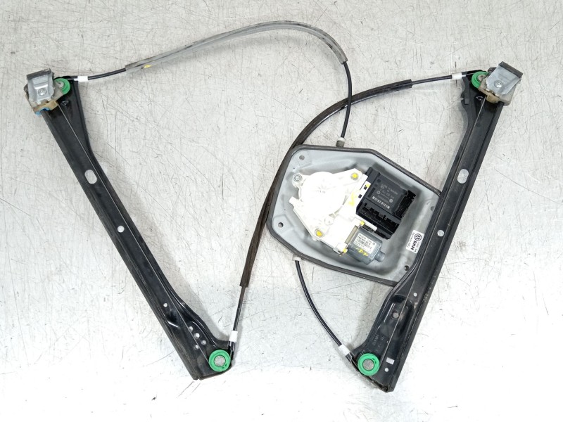 Recambio de elevalunas delantero derecho para volkswagen golf v (1k1) 2.0 tdi referencia OEM IAM 1K3837462A 1K3837402N 1K0959792