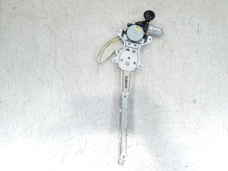 Recambio de elevalunas delantero derecho para suzuki swift berlina (mz) gl (3-ptas.) referencia OEM IAM 8343063J00 2621003370 