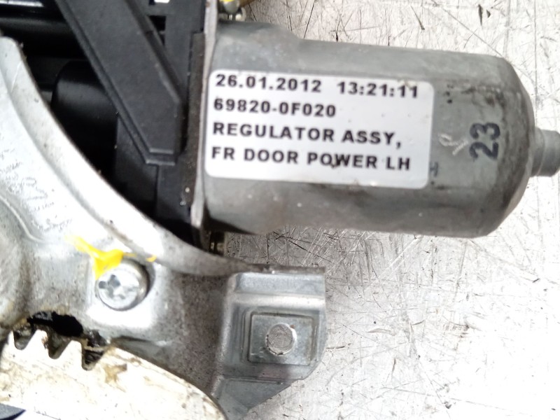 Recambio de elevalunas delantero izquierdo para toyota verso active referencia OEM IAM 698200F020  