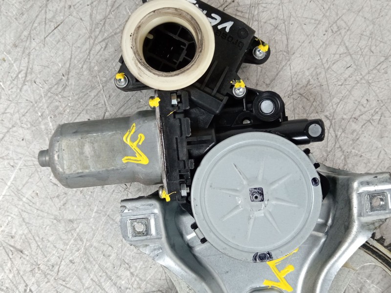 Recambio de elevalunas delantero izquierdo para toyota verso active referencia OEM IAM 698200F020  