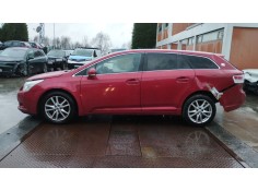 toyota avensis station wagon (_t27_) del año 2010