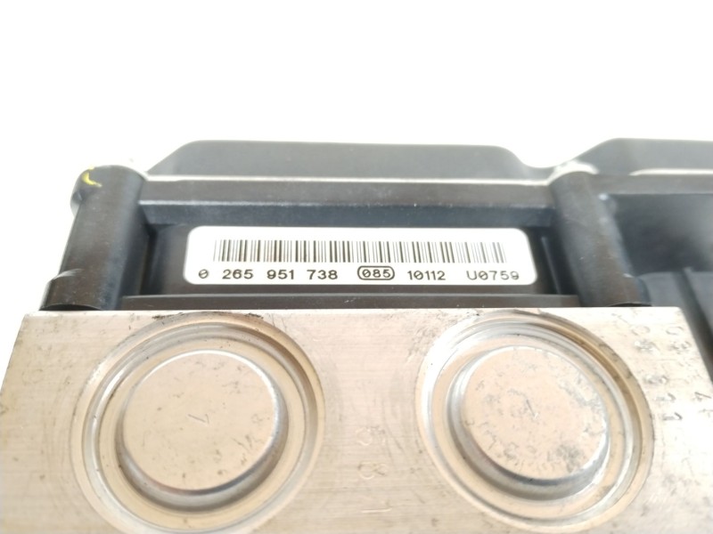 Recambio de abs para peugeot 5008 (0u_, 0e_) 1.6 hdi referencia OEM IAM 9676244880 9674677580 