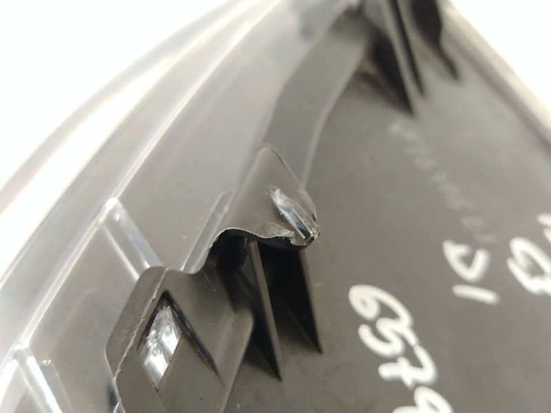 Recambio de faro izquierdo para citroën c3 iii (sx) 1.2 thp 110 referencia OEM IAM 9820059680 90097902 