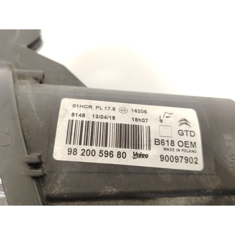 Recambio de faro izquierdo para citroën c3 iii (sx) 1.2 thp 110 referencia OEM IAM 9820059680 90097902 