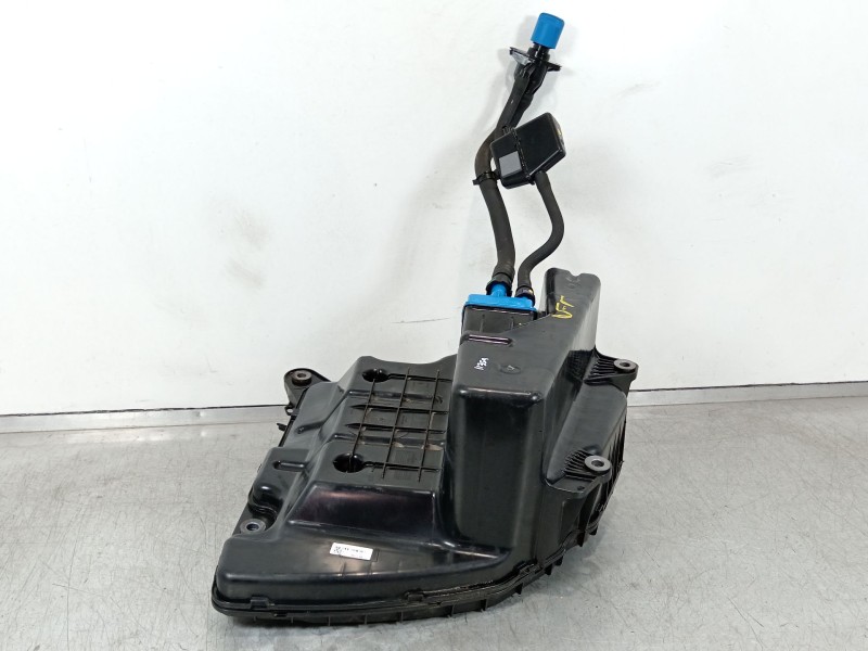 Recambio de deposito adblue para audi a5 sportback (f5a) advanced quattro referencia OEM IAM 8W0131969 8W0131878BH 