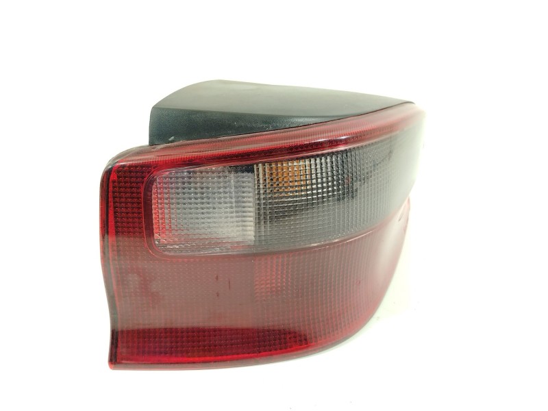 Recambio de piloto trasero izquierdo para citroën saxo (s0, s1) 1.5 d referencia OEM IAM 6350K3  