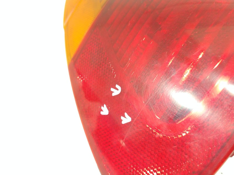 Recambio de piloto trasero izquierdo para bmw 3 (e46) 320 i referencia OEM IAM 8364725 257021L 