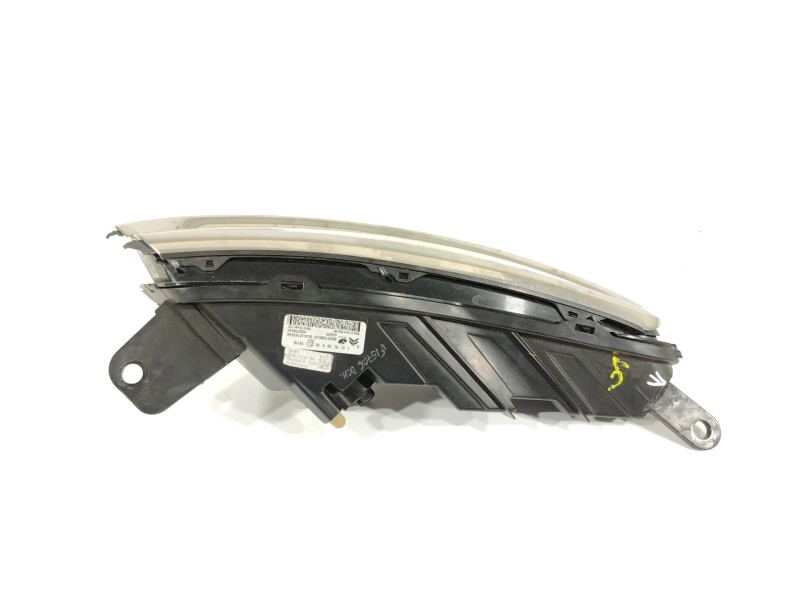 Recambio de piloto delantero derecho para citroën c3 iii (sx) 1.2 thp 110 referencia OEM IAM 9823312980  