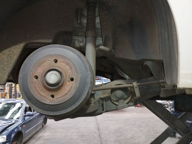 Recambio de puente trasero para peugeot 208 i (ca_, cc_) 1.2 vti 82 referencia OEM IAM 1607197280  