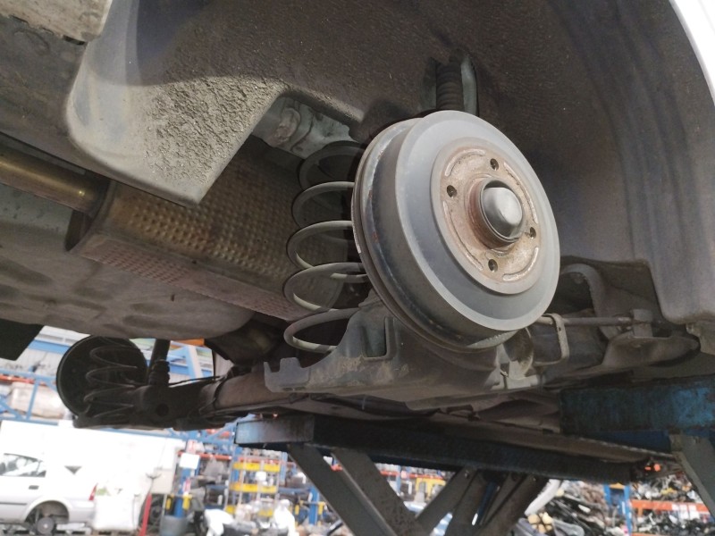 Recambio de puente trasero para peugeot 208 i (ca_, cc_) 1.2 vti 82 referencia OEM IAM 1607197280  