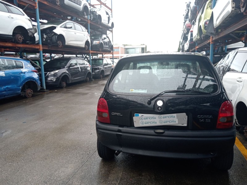 opel corsa b (s93) del año 1993